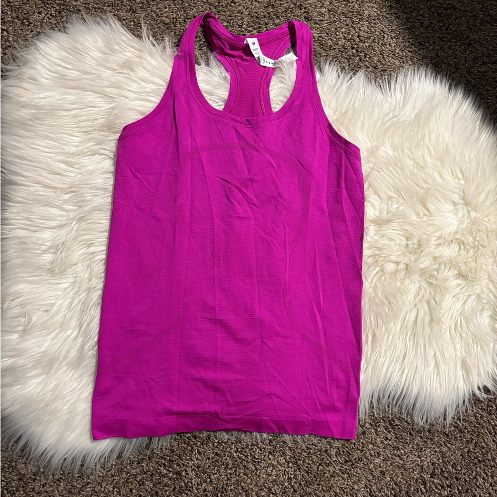 Women’s Lululemon Swiftly tank
